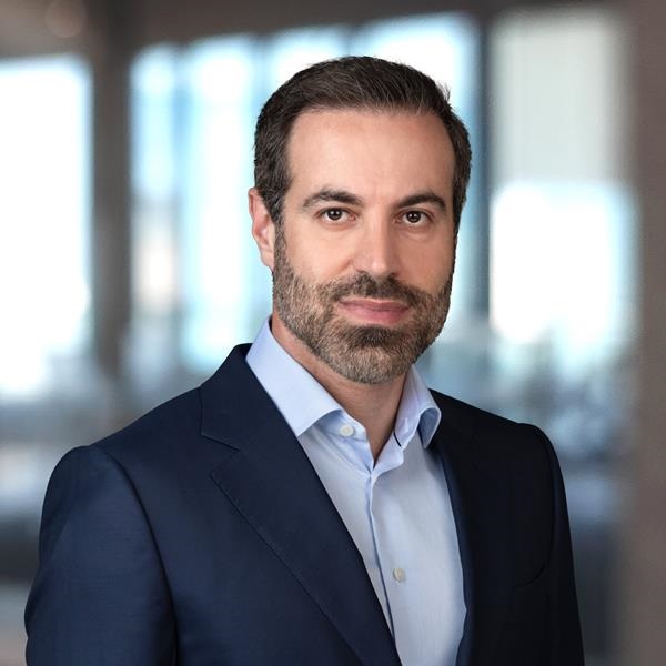 emunzabihi-ceo-iherb.jpg